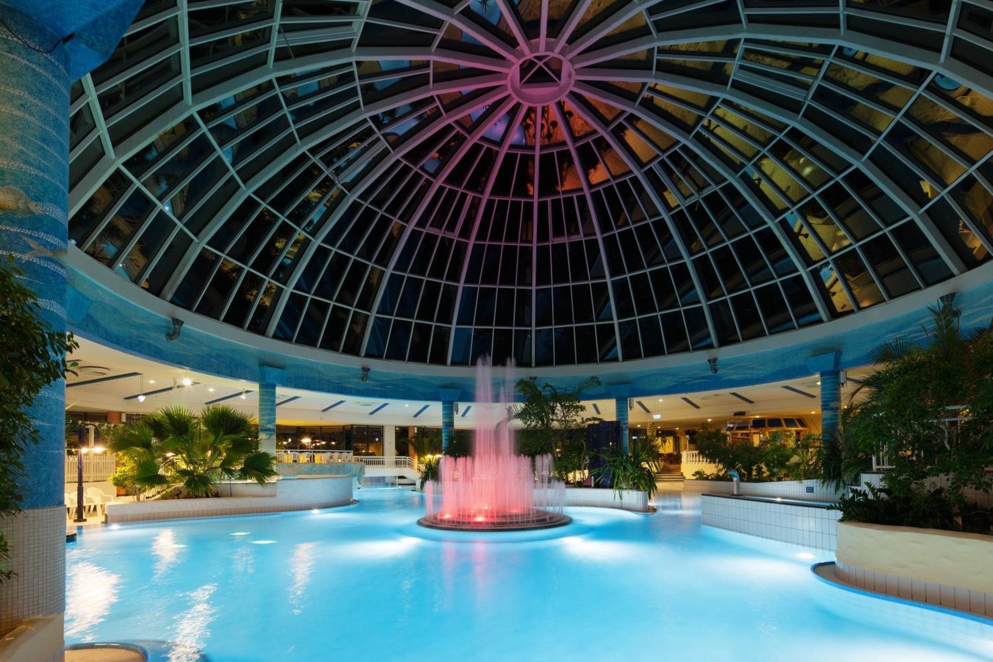 Vital Hotel Rhein Main Therme Wellness Resort & Spa Hofheim Bagian luar foto