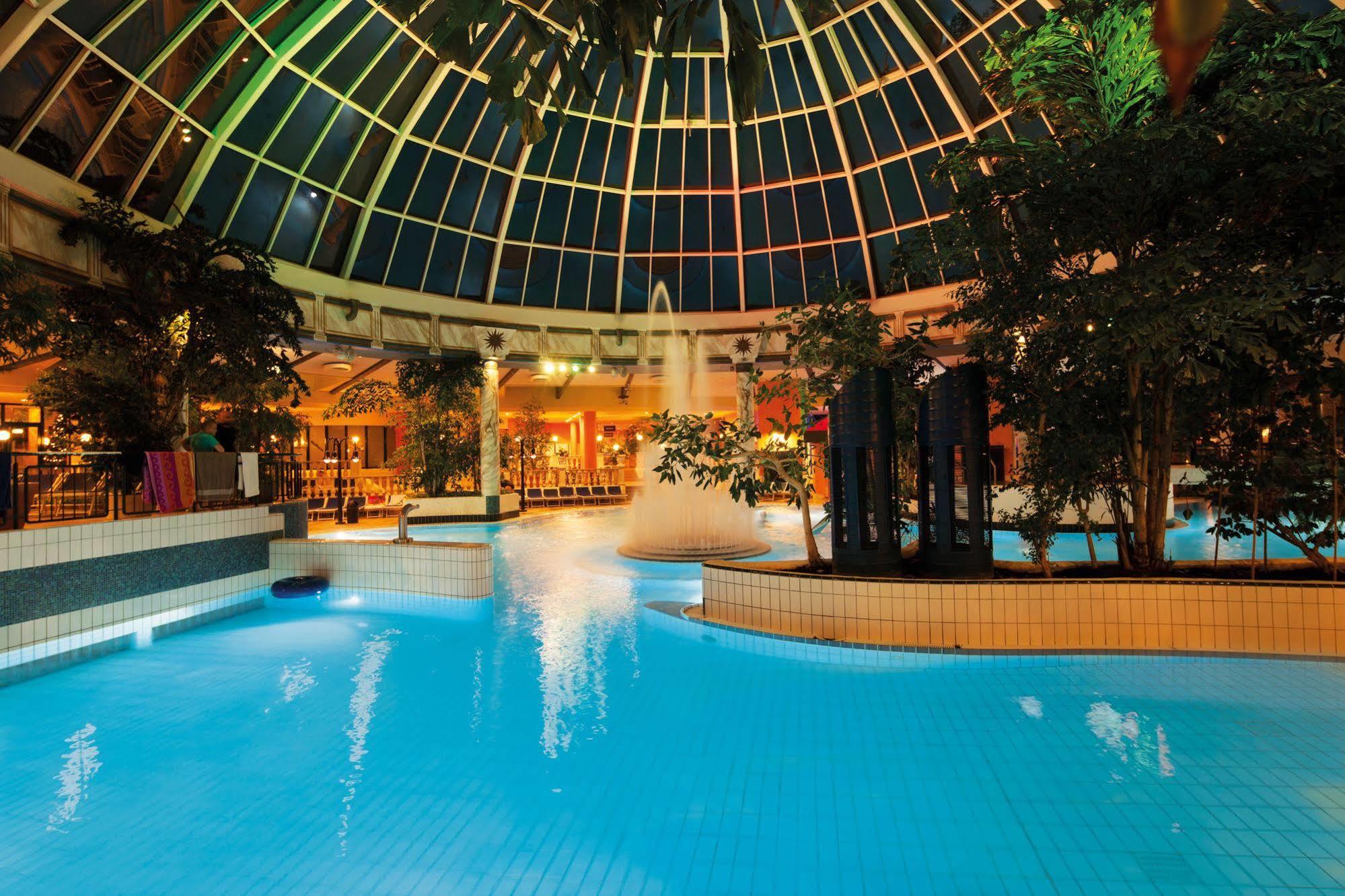 Vital Hotel Rhein Main Therme Wellness Resort & Spa Hofheim Bagian luar foto